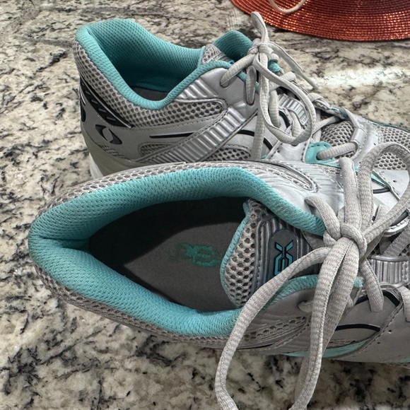 Apex Womens Boss Runner Active Shoes X-Last-Silver Sea Blue Size 10 X-Wide EUC - Picture 8 of 12